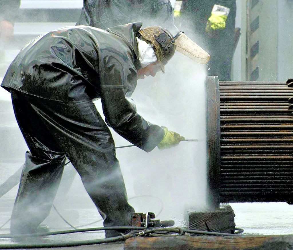 Viele Menschen aus dem Saalekreis arbeiten in der chemischen Industrie.