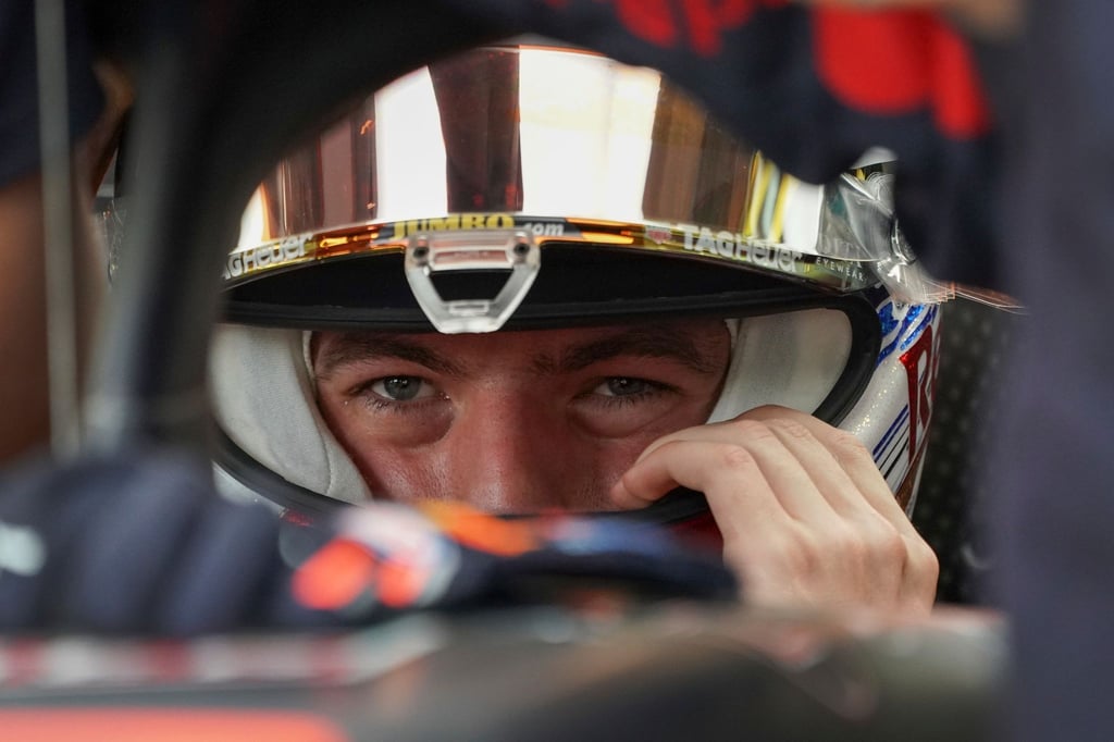 Max Verstappen spricht über die Herausforderung der Strecke in Singapur.