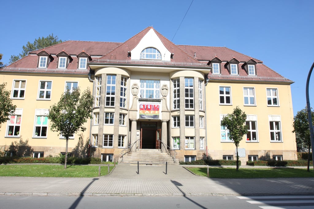 Im Haus der Jugend in Zeitz fand das erste Treffen des Jugendparlaments statt.