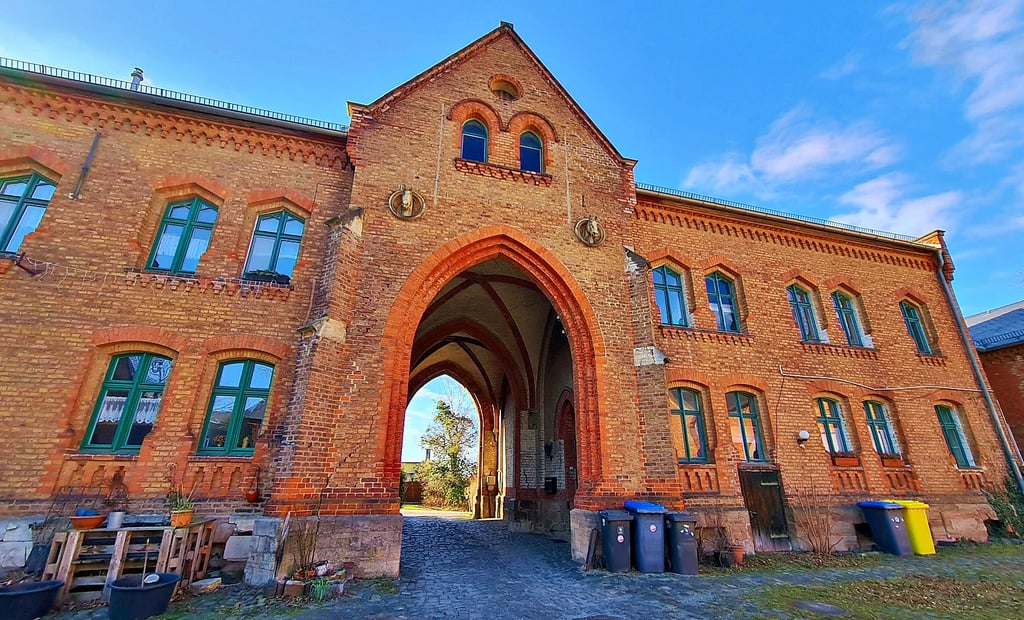 Der Marstall in Wernigerode ist aktuell Veranstaltungsstätte und Mietshaus, die anderen Teile des historischen Gebäudekomplexes stehen leer.