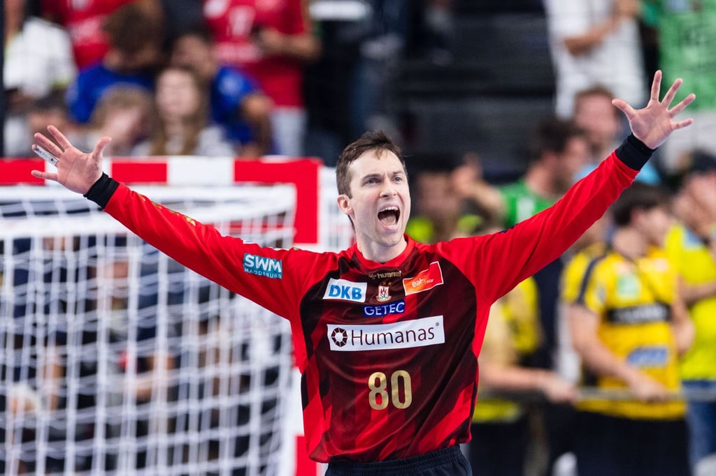 Magdeburgs Nikola Portner jubelt nach einer Parade.