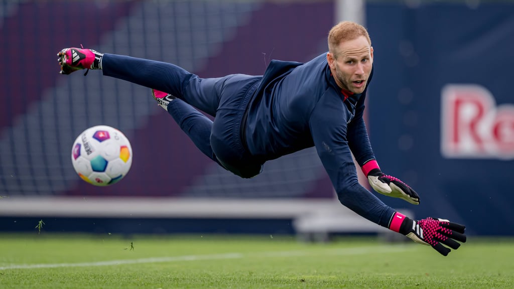 Peter Gulacsi im Training von RB Leipzig.