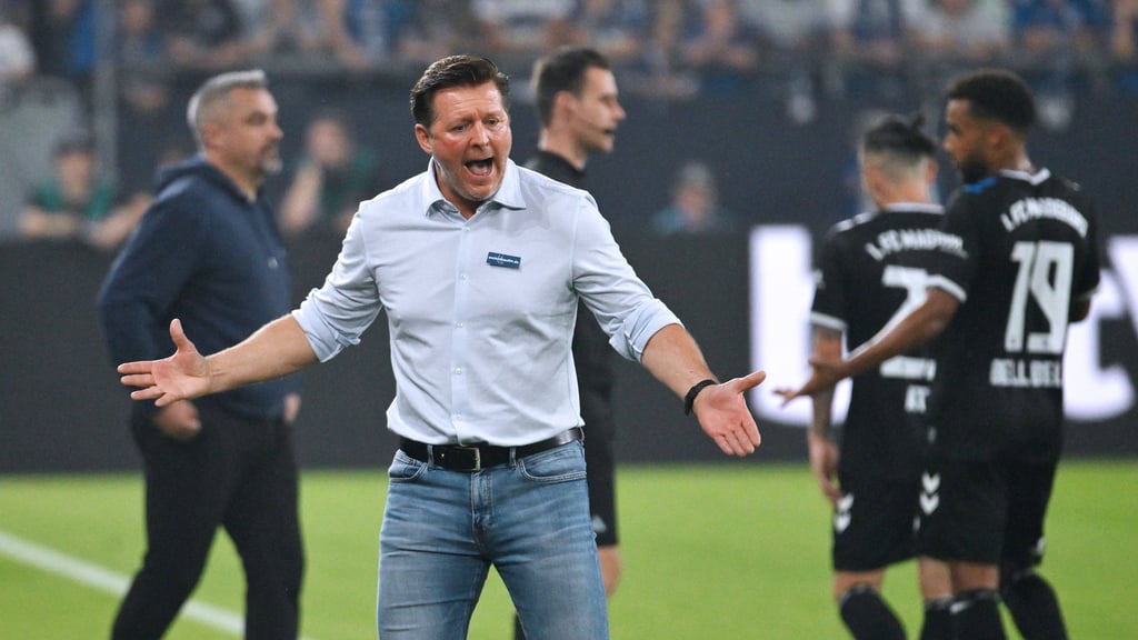 FCM-Trainer Christian Titz ärgerte sich über die verschenkten Punkte beim FC Schalke 04.
