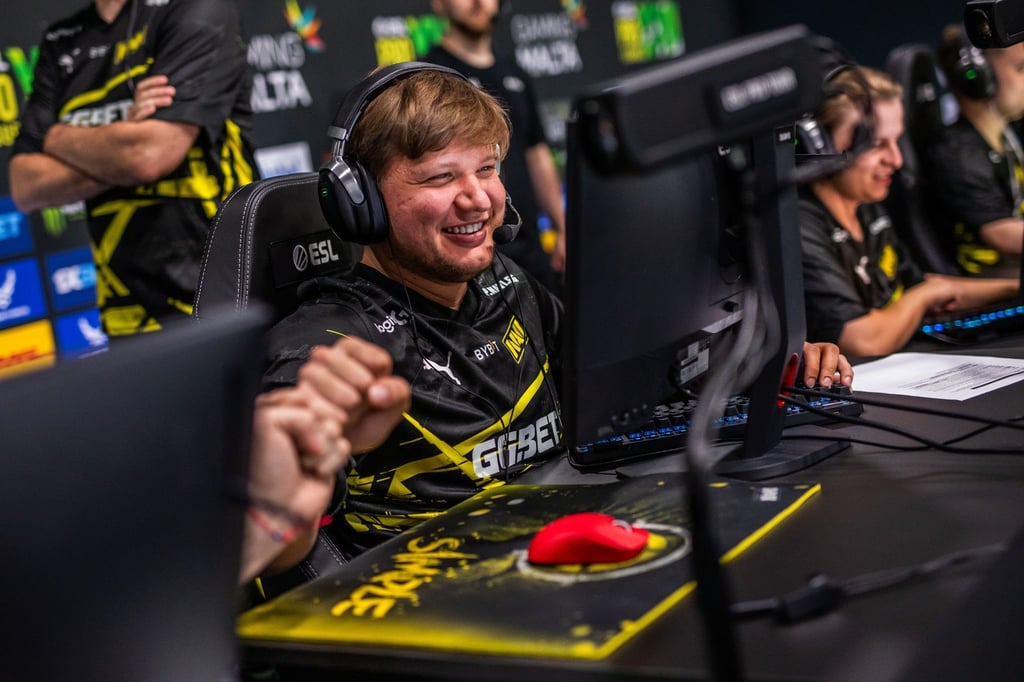 Navi-Star s1mple durfte sich in der CS:GO-Liga ESL Pro League über ein klares 2:0 gegen FaZe freuen.