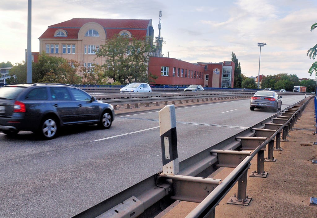 Magdeburg Sperrt Zwei Weitere Brücken – Der Ultimative Stau Ratgeber Für Sie! - yelb6jx