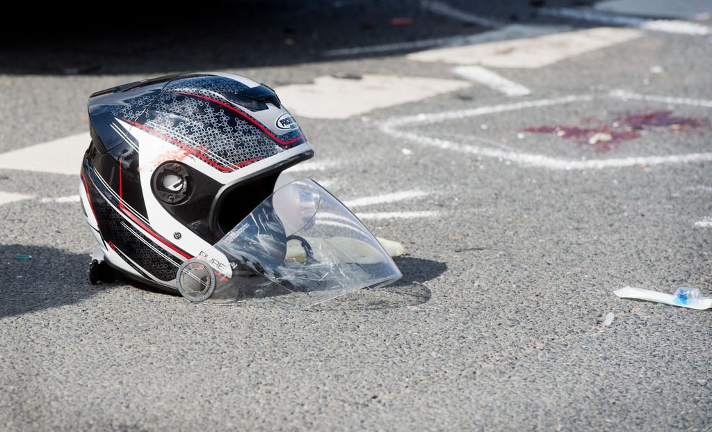 Bei einem Motorradunfall im Kreis Mansfeld-Südharz wurde ein Mann schwer verletzt.
