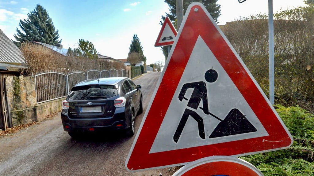 Eine Entscheidung über Erschließung oder Ertüchtigung der Straßen im Meisenweg und im Zeisigweg wird so schnell nicht gefällt.