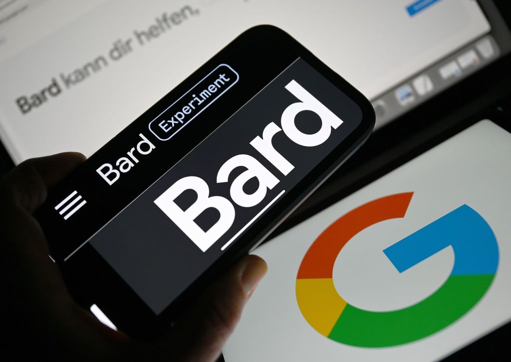 Der Google-Chatbot Bard soll falsche Fakten in den Antworten des KI-Systems erkennen können.