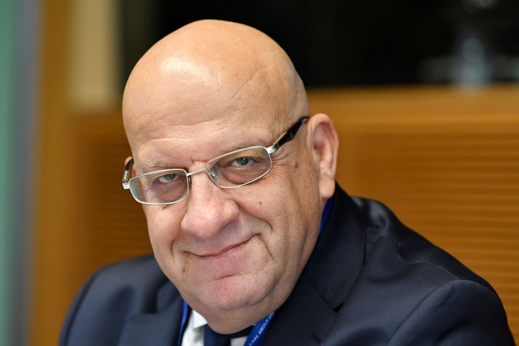 Verbandspräsident George Koumas bat alle Club-Präsidenten um einen Beitrag zur Entschärfung der Situation.