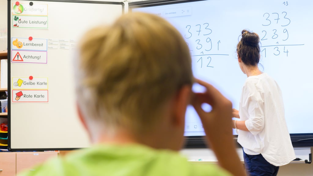 Sind pädagogische Mitarbeiter die Lösung beim Lehrermangel? An der Basis hat man da seine Zweifel.