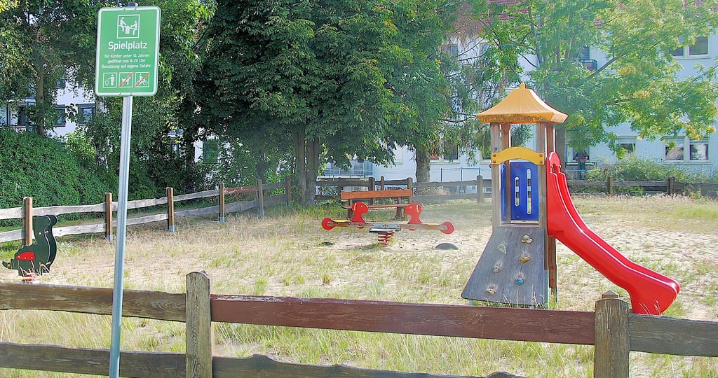 Der Spielplatz im Beetzendorfer Neubaugebiet soll aufgewertet und neu gestaltet werden. Dafür will die Gemeinde 30000 Euro in den nächsten Haushalt einstellen.