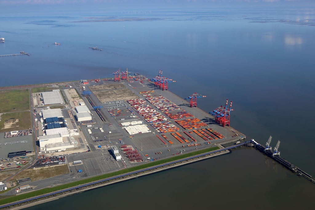 Der Jade-Weser-Port, Deutschlands einzigem Tiefwasserhafen.