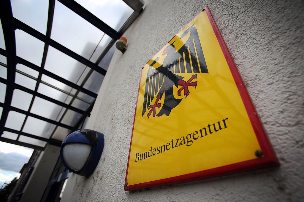 Die Bundesnetzagentur prüft die Versorgungslage mit Gas für den kommenden Winter.
