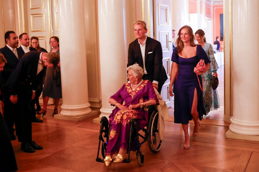 Prinzessin Astrid Maud Ingeborg von Norwegen (l-r, Prinz Sverre Magnus von Norwegen gefolgt von seiner Schwester Prinzessin Ingrid Alexandra und Märtha Louise von Norwegen.