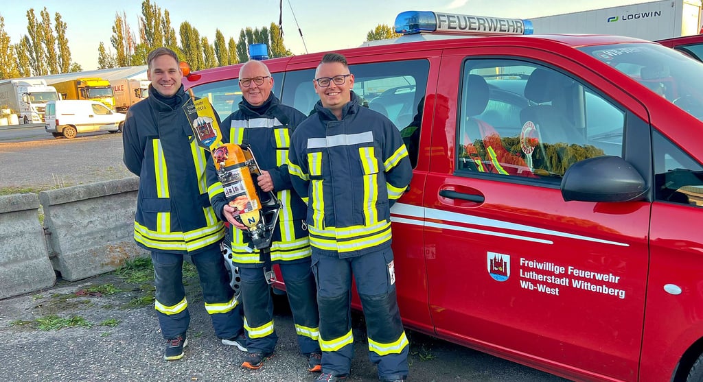 Mattias Rettel, Ralf Haberzettel und Tom Langner (v. l.) beim Blaulicht-Spendenlauf in Gotha