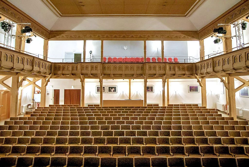 Das Salzlandtheater in Staßfurt hofft auf eine stärkere finanzielle Unterstützung durch den Salzlandkreis. Einen entsprechenden Antrag hatte Die Linke gestellt.