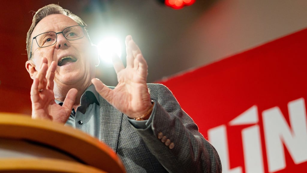 Thüringens Linke-Ministerpräsident Bodo Ramelow spricht auf dem Landesparteitag in Erfurt.