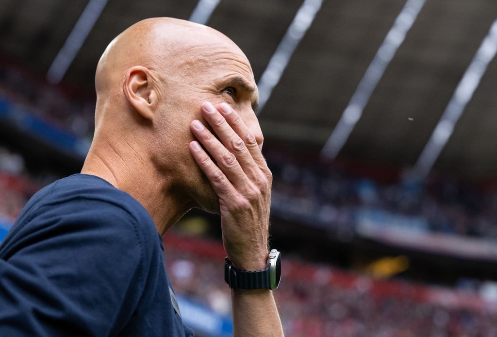 Bochum-Trainer Thomas Letsch richtet den Kopf nach der 0:7-Klatsche beim FC Bayern nach vorne.