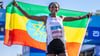 Tigst Assefa feiert ihren Fabel-Weltrekord.