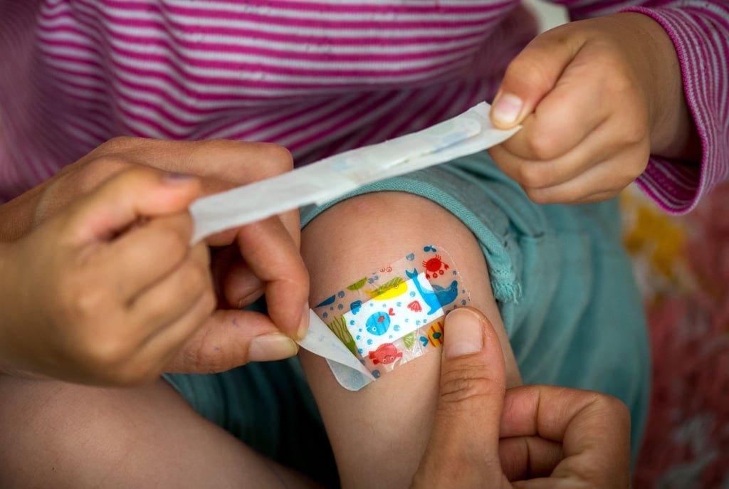 Kinderpflaster schieben Keimen den Riegel vor und sind besonders hautfreundlich.