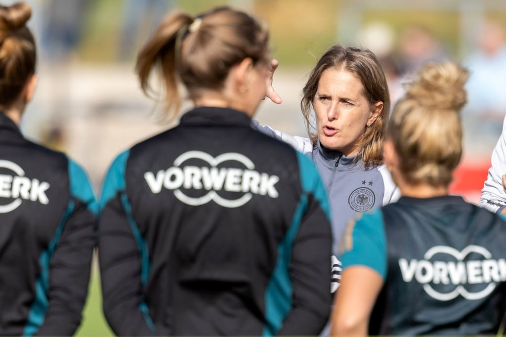 Das deutsche Team steht vor der Partie gegen Island in der Nations League unter Druck.