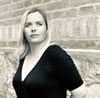 Ob Band, Chor  oder Weihnachtssingen: Annika Doherty ist in viele musikalische Projekte in Halle involviert. Nun gibt’s mit Club Choir ein neues – und zwar in der Palette. 