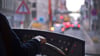 Zu einem Unfall zwischen einer Straßenbahn der Linie 2 und einem Auto ist es in der Schönebecker Straße nahe der Haltestelle Thiemstraße in Magdeburg gekommen. Der Verkehr ist an der Unfallstelle beeinträchtigt. Symbolbild: