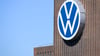 Hintergrund der Durchsuchung ist das seit Jahren laufende Verfahren wegen des Verdachts überhöhter Betriebsratsgehälter bei Volkswagen.