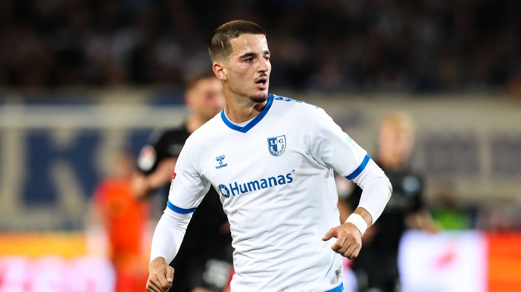 Andi Hoti will sich beim 1. FC Magdeburg einen Stammplatz in der 2. Bundesliga erobern. Spielt er am Sonntag beim FCM-Auswärtsspiel in Nürnberg?