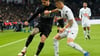 Mauro Icardi (l), 2021 noch im Trikot von Paris Saint-Germain, scheiterte für Galatasaray mit einem Elfmeter-Trick.