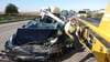 Unfall aktuell auf der Autobahn A2 bei Irxleben in der Börde: Zwei Menschen wurden beim Zusammenprall mit einem Lkw verletzt, einer darunter schwer. Es staute sich kilometerweit. Foto: