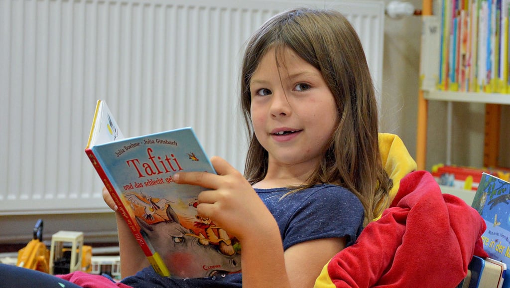 Börde: First Grader Sets Reading Record with 46 Books in 42 Days