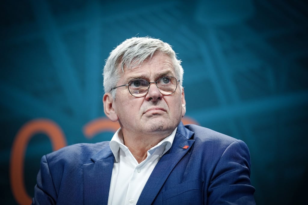 Jörg Hofmann, Erster Vorsitzender der IG Metall, bei einer Pressekonferenz.