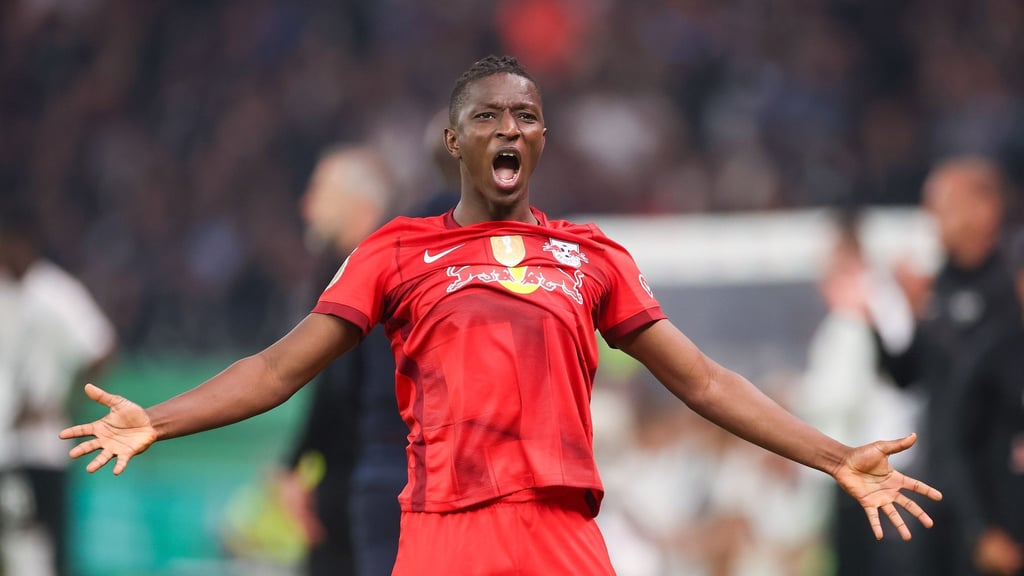 Leipzigs Spieler Amadou Haidara jubelt.