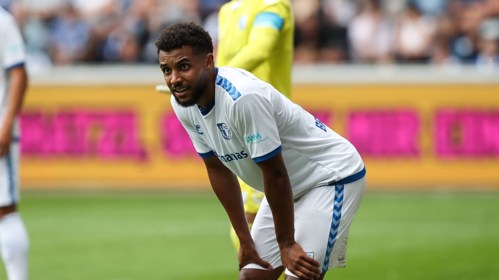 Leon Bell Bell stand über 100 mal für den FCM auf dem Rasen. Aus der aktuellen Mannschaft von Christian Titz ist er nicht wegzudenken.