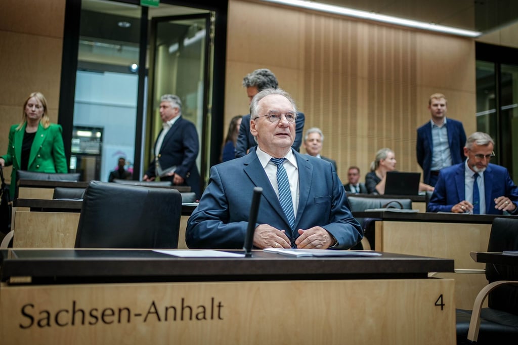Reiner Haseloff (CDU), Ministerpräsident von Sachsen-Anhalt, nimmt an der Sitzung des Bundesrats teil.