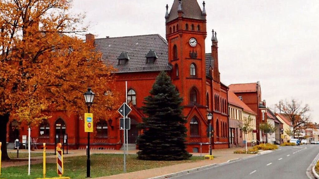 In Zahnas Rathaus wurde die Erhöhung der Elternbeiträge beschlosen.