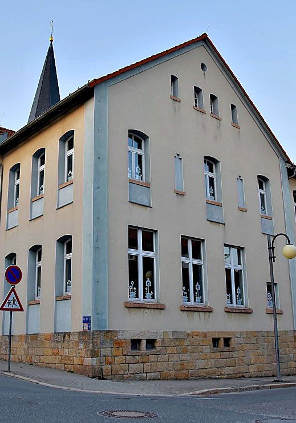 Die Gebäude der Grundschule Elbingerode sollen nicht verkauft werden, versichert der Oberharzer Bürgermeister.