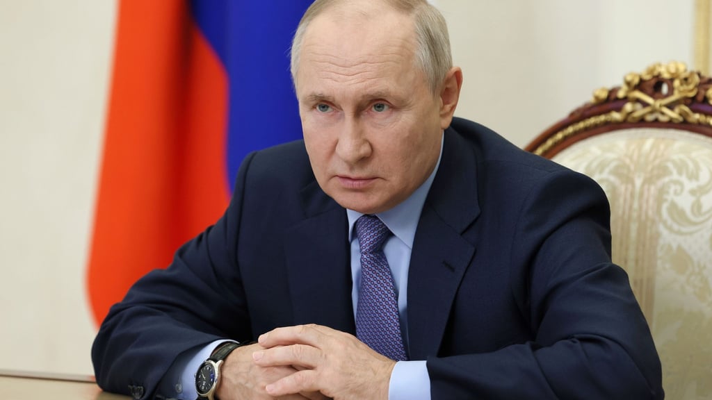 Der russische Präsident Wladimir Putin. Moskau stellt sich offenbar auf noch mehrere Jahre Krieg gegen die Ukraine ein.