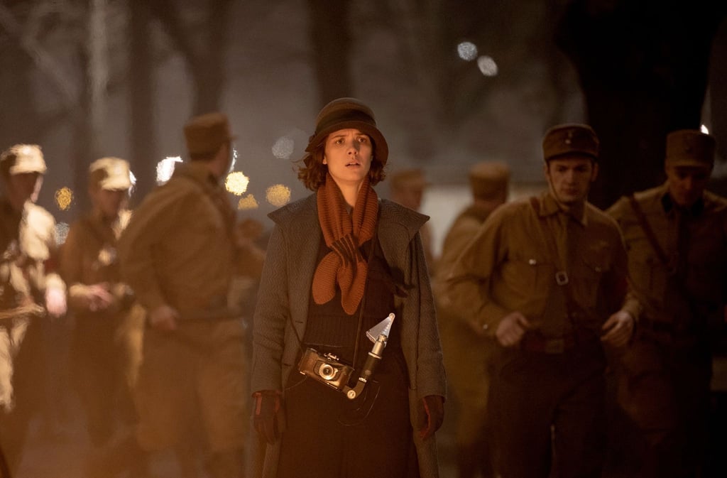 Charlotte Ritter (Liv Lisa Fries) kann nicht fassen, was um sie herum passiert.