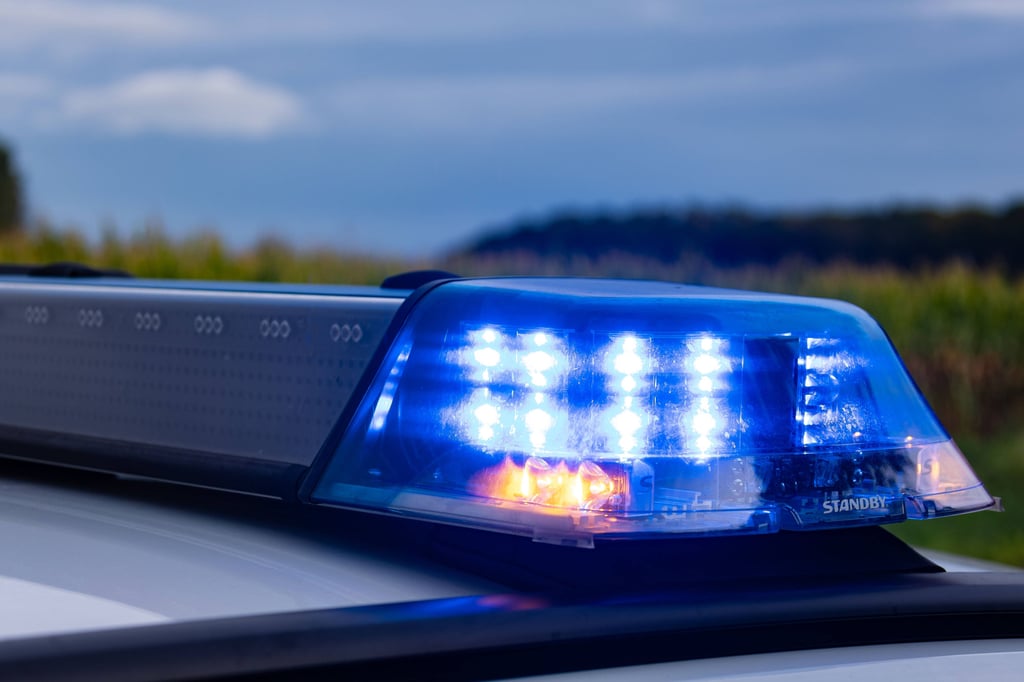 Ein 54-Jähriger ist im September in einen Streit mit seinem Stiefsohn geraten und schwer verletzt worden. An den Folgen ist er anschließend verstorben.