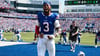 Damar Hamlin von den Buffalo Bills feiert seine Rückkehr auf das Football-Feld.