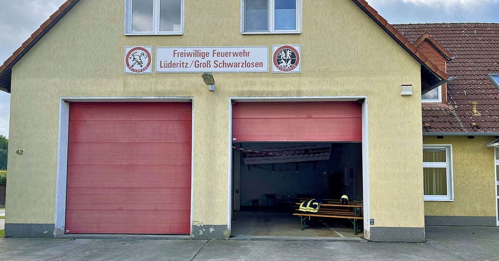 Das alte Feuerwehrgerätehaus in Lüderitz/Groß Schwarzlosen steht jetzt leer.