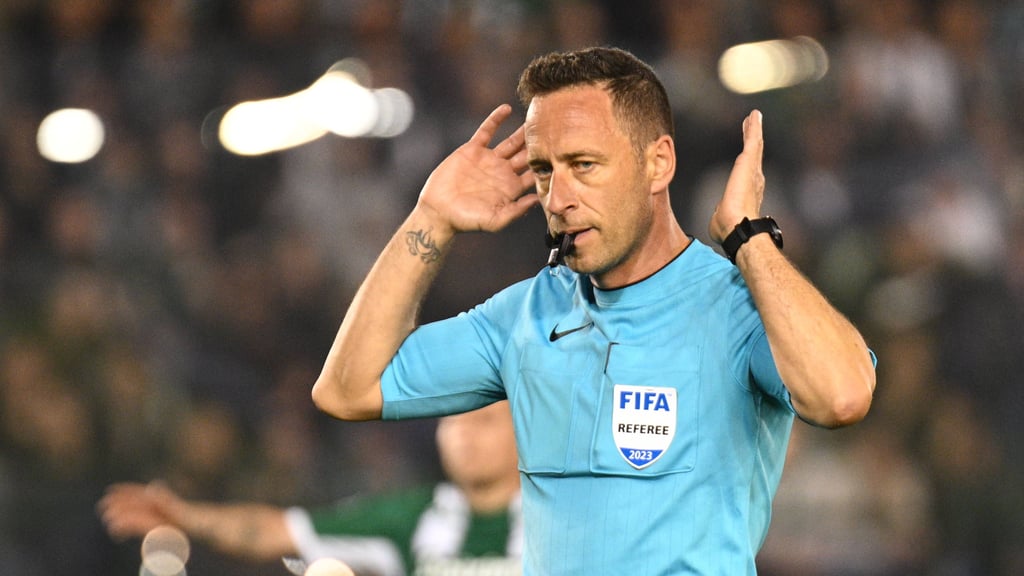 Schiedsrichter Artur Dias pfeift RB Leipzig zum dritten Mal,