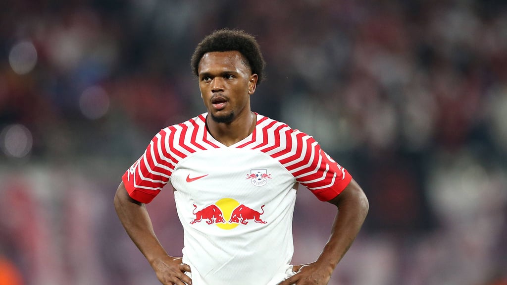 Lois Openda im Spiel gegen den FC Bayern.