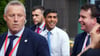 Rishi Sunak (M.) beim Treffen der Konservativen Partei.