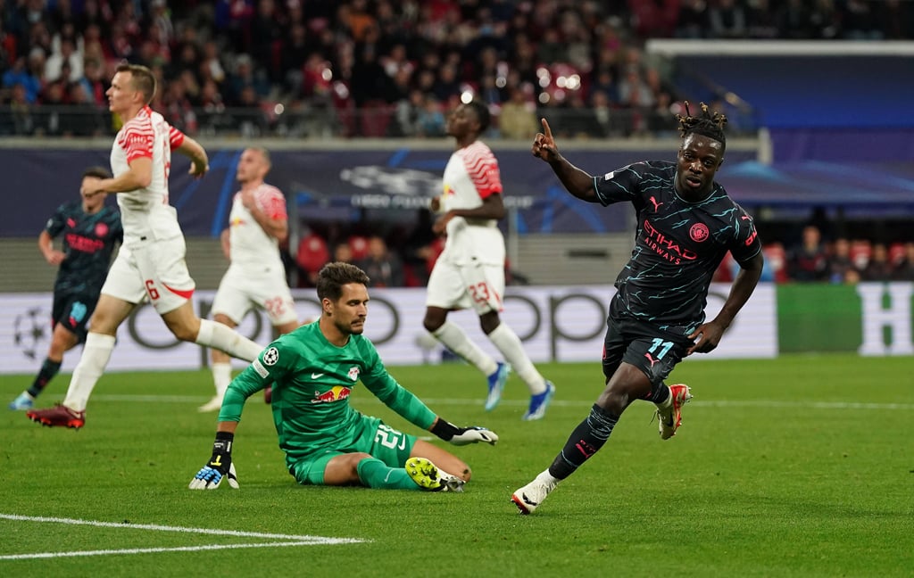Jeremy Doku trifft zum 3:1-Endstand für Manchester City bei RB Leipzig im Champions-League-Duell.