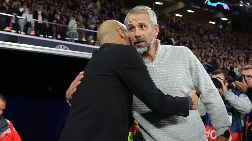 Schätzen sich offenkundig: City-Coach Pep Guardiola (l.) und RB-Trainer Marco Rose