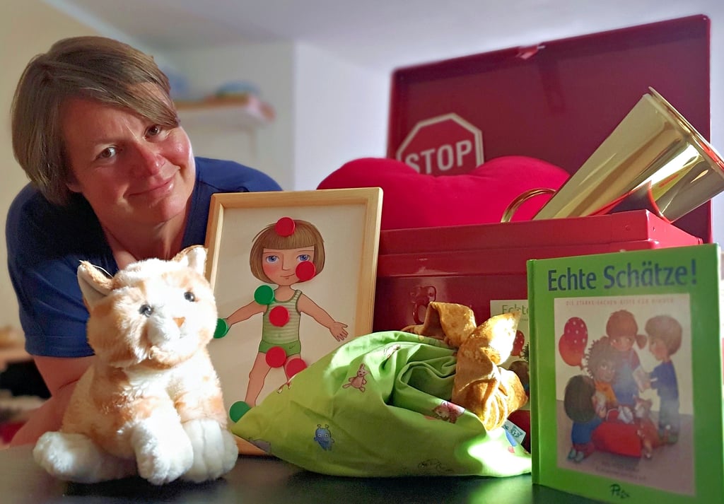 In der Kita in Radisleben wird Präventionsarbeit groß geschrieben. Spielerisch stärkt Katja Westphal die Mädchen und Jungen.
