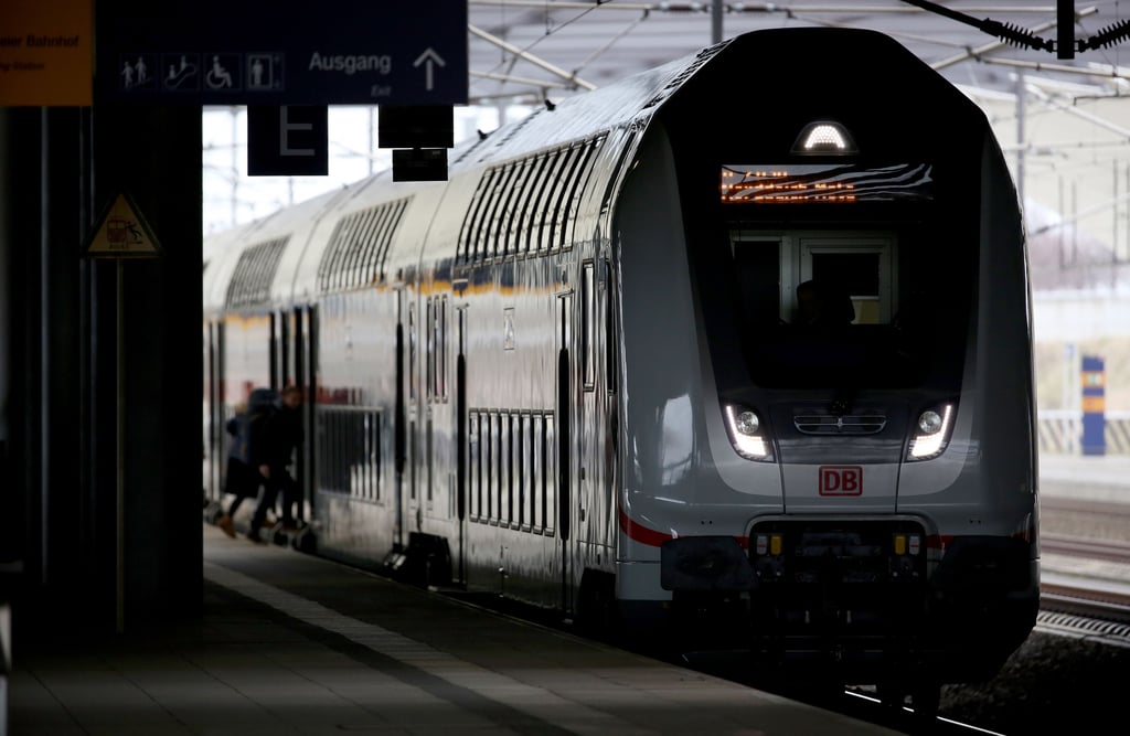 Mit dem Fahrplanwechsel der Bahn ab dem 10. Dezember wird Naumburg besser an das Fernverkehrsnetz angebunden. Dann hält der IC zwischen Nürnberg und Leipzig fünfmal pro Tag in der Domstadt. 